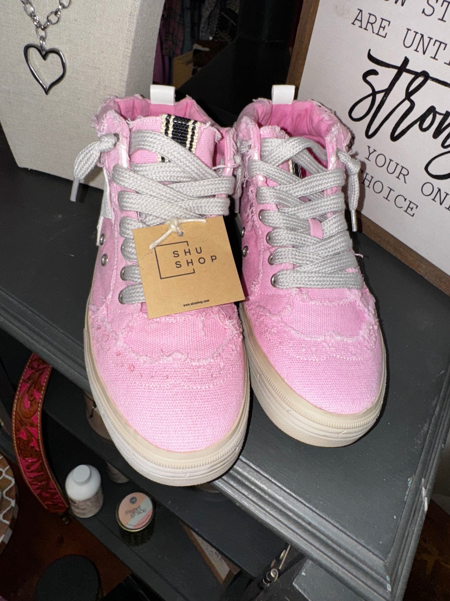 Paulina Pink- Shu Shop