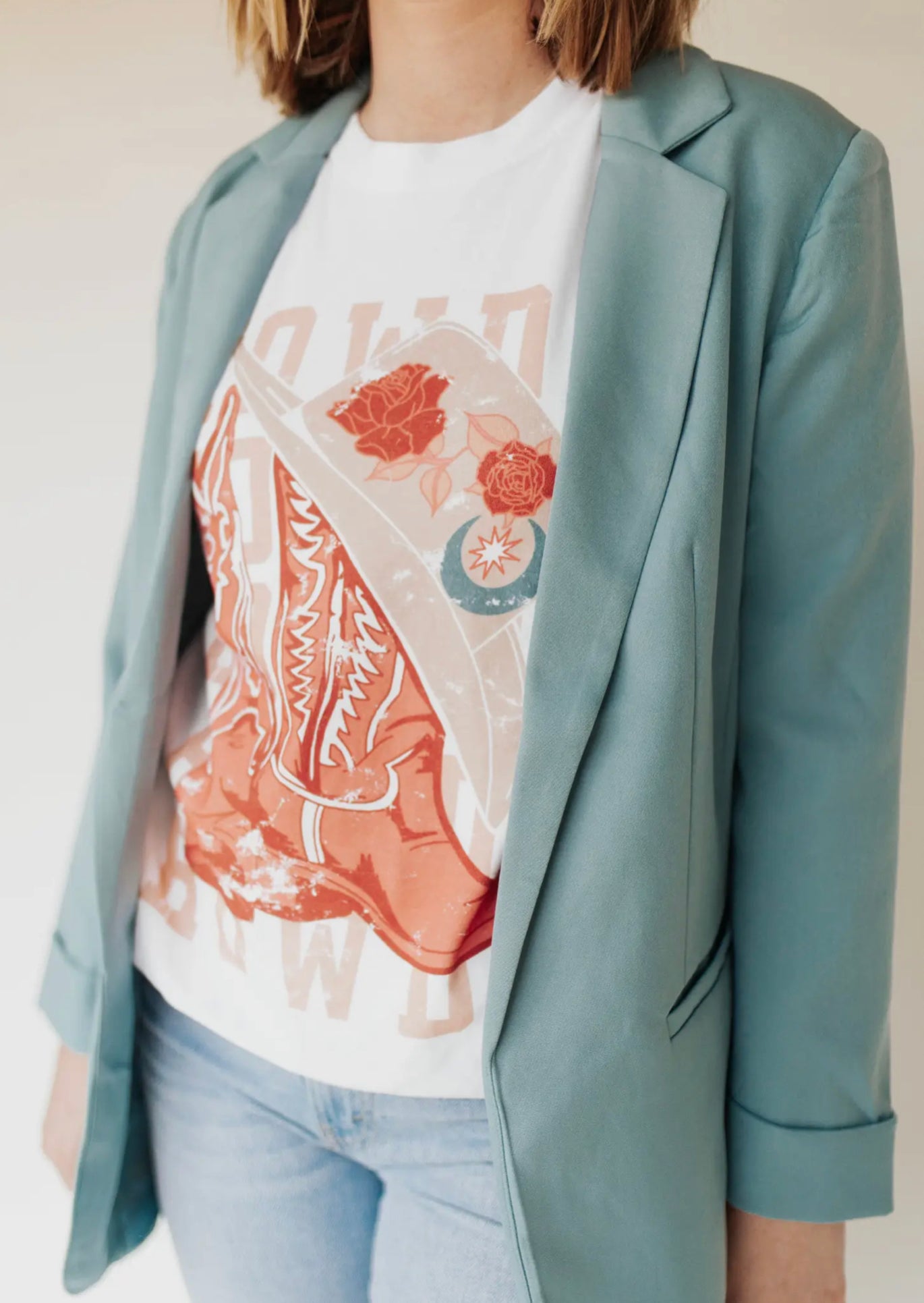 HOWDY Cowboy Boots Graphic Tee